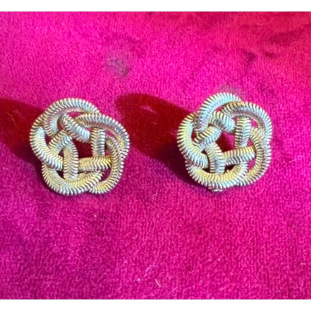Vintage Gold Tone Coiled Wire Woven Love Knot Stud Earrings Textured 80s 90s